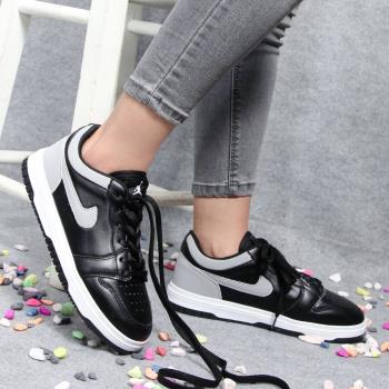 کتانی جردن کوتاه زنانه 