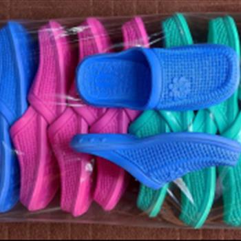 دمپایی جلو بسته زنانه 